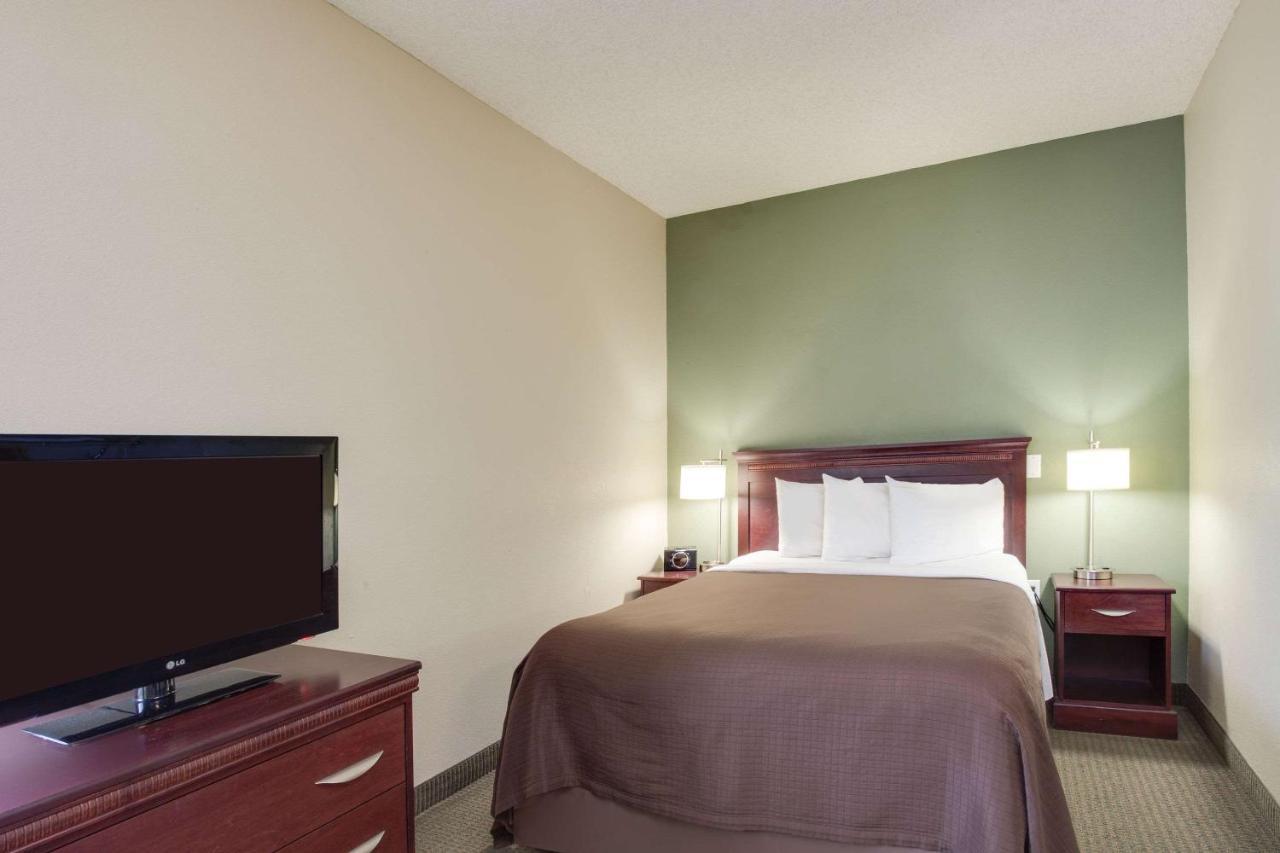 Mainstay Suites At Pga Village Port St. Lucie Esterno foto